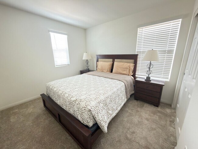 Building Photo - Fully Furnished Home in Inspirada