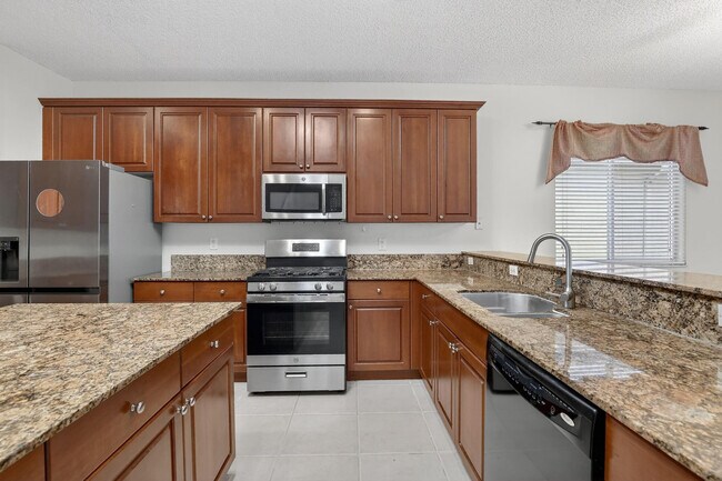 Building Photo - 19343 SW 60th Ct