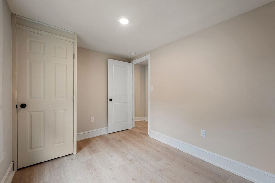 Building Photo - 553 Highland Ave