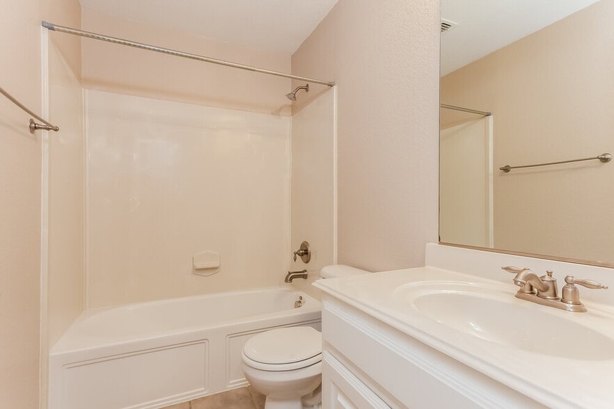 Building Photo - 4613 Daisy Leaf Dr