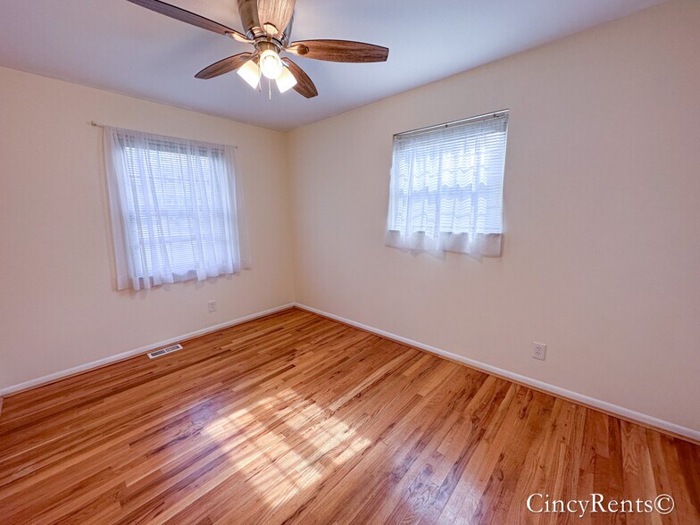 Building Photo - 1647 Rockhurst Ln