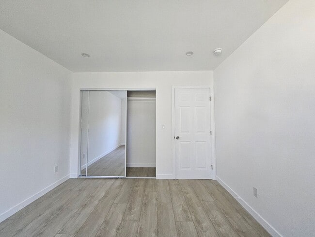 Building Photo - Goleta Properties