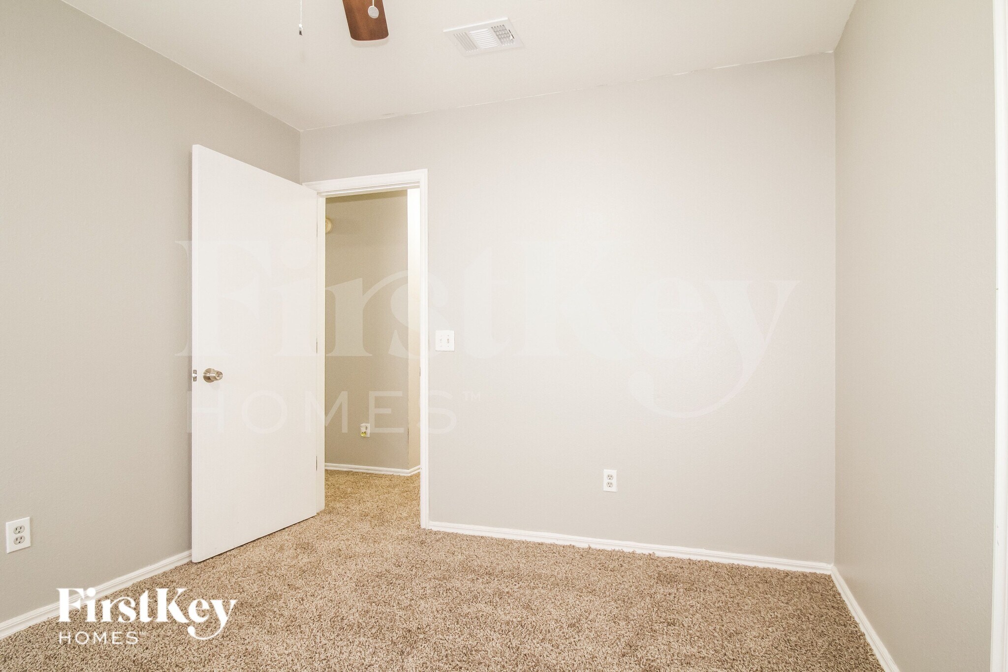 Building Photo - 1812 Foxfire Rd