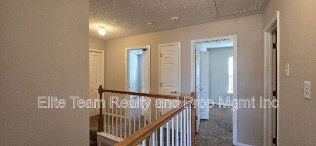 Building Photo - 14109 Southbridge Forest Dr