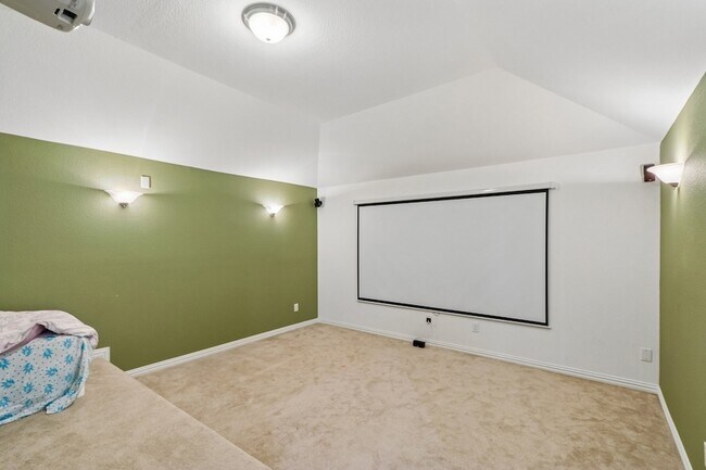 Building Photo - 5625 Kerry Dr