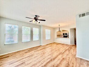 Building Photo - BEAUTIFULLY REMODELED 1 BEDROOM DOWNSTAIRS...