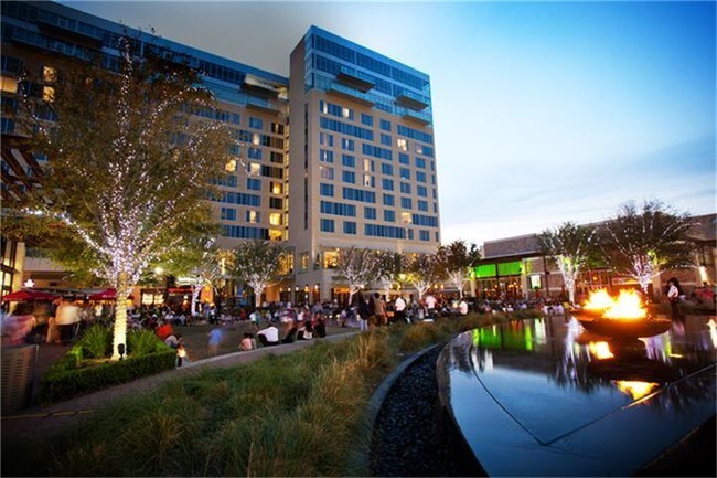 Building Photo - 14430 Daly Dr