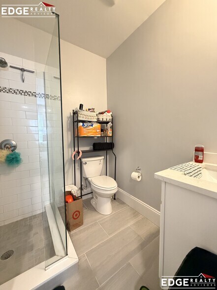 Building Photo - 80 N Beacon St