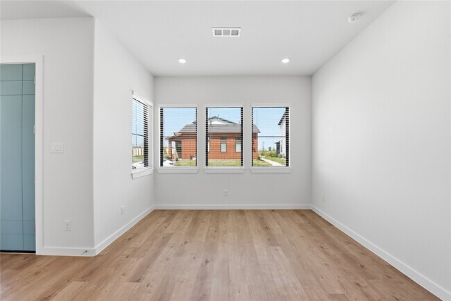 Building Photo - 3220 Loam Ln