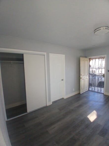 Living room - 8641 1/2 S Hoover St