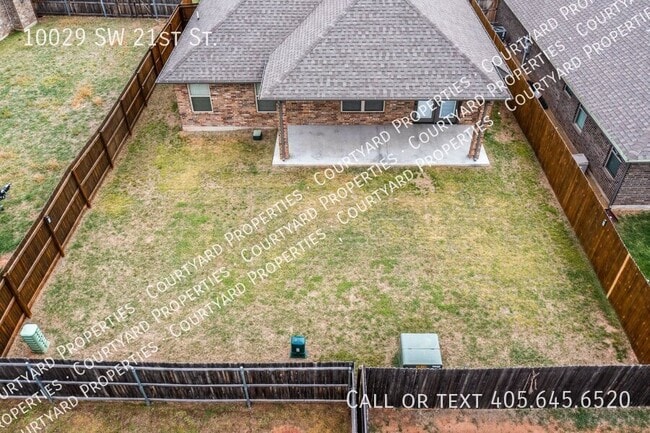 Building Photo - 10029 SW 21st St