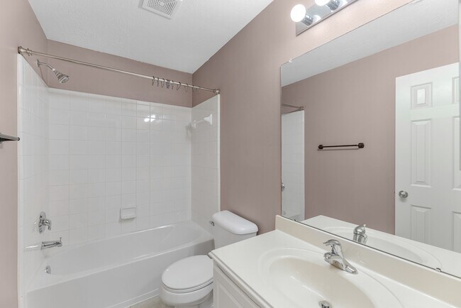Building Photo - 12407 Salama Falls