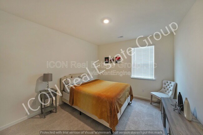 Building Photo - 3349 English Elm Wy