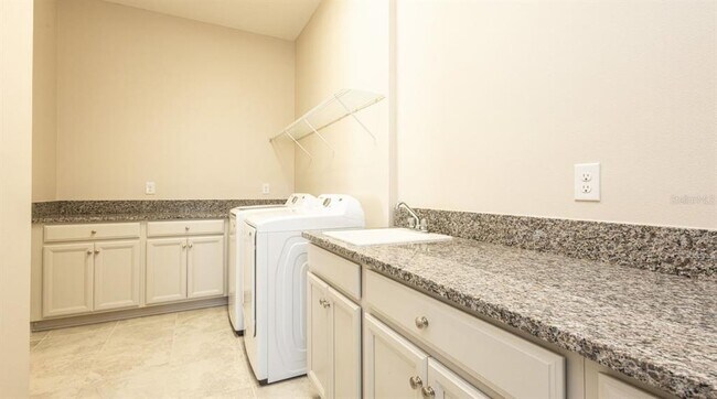 Building Photo - 2278 Datura Lp