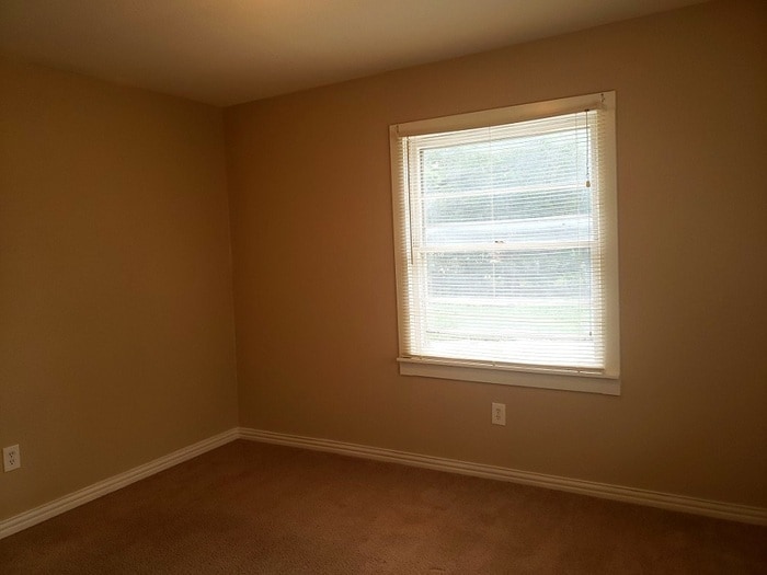 Building Photo - 3758 Denton Hwy