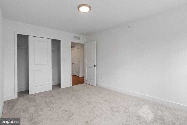 Building Photo - 136 ADA Hightower Ave