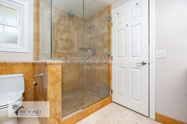 Building Photo - 1595 Avenida De Los Lirios