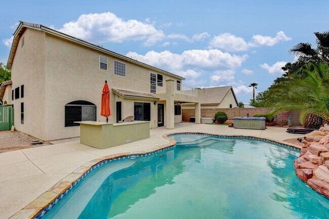 Building Photo - 8913 Arabian Filly Ave
