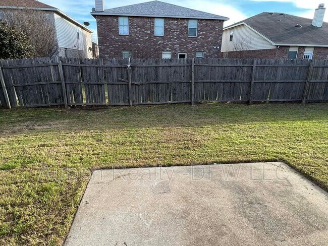 Building Photo - 3849 Irish Setter Dr