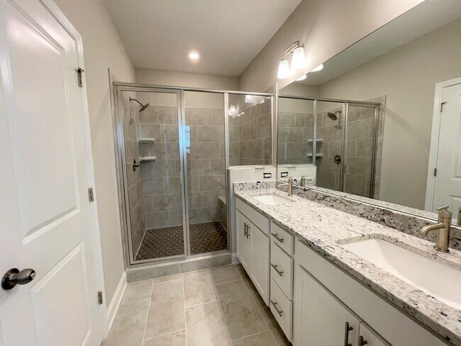 master bath - 3779 Duke Center Way