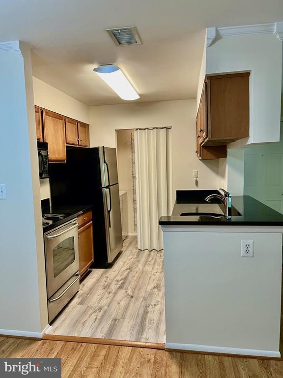 Building Photo - 11703 Olde English Dr