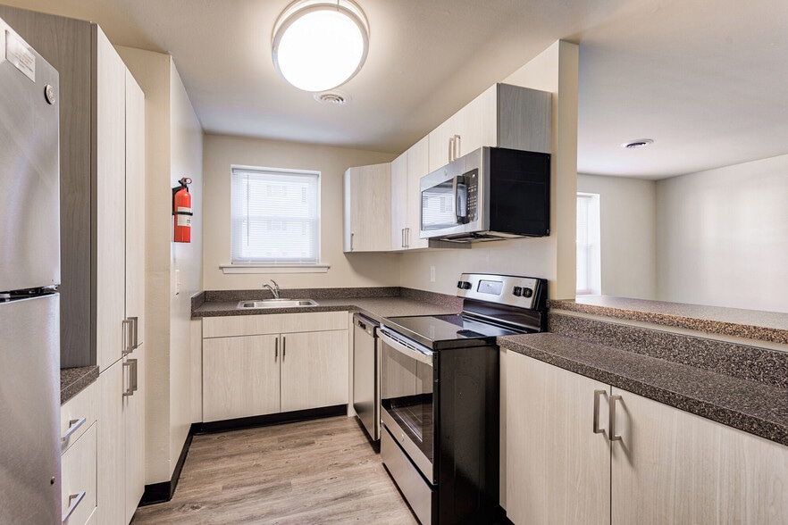 Building Photo - Brookbend Apartments