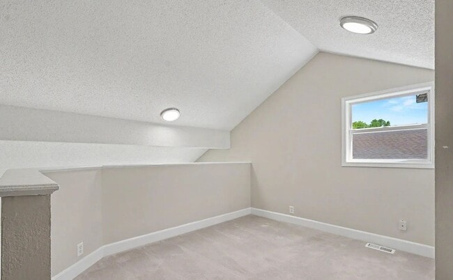Building Photo - 2527 Morningside Dr