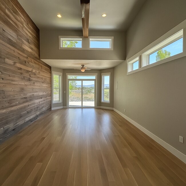 Building Photo - Luxury Living in StarView Estates - 4.98 A...