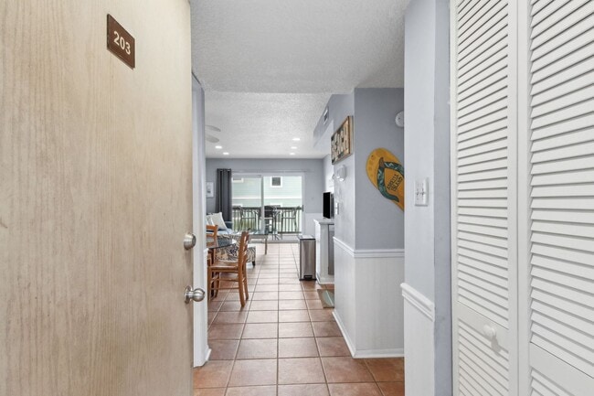 Building Photo - Oceanfront Long-Term Rental at Sand Dollar Villas – Coastal Living at Its Best