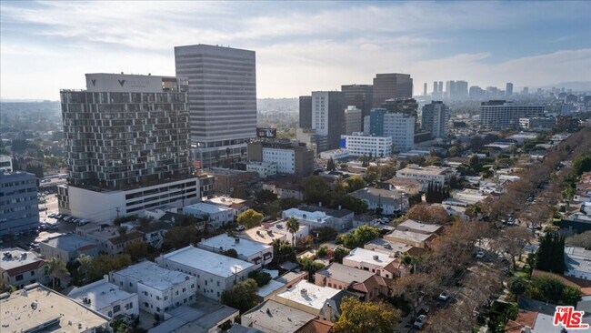 Building Photo - 6217 Orange St