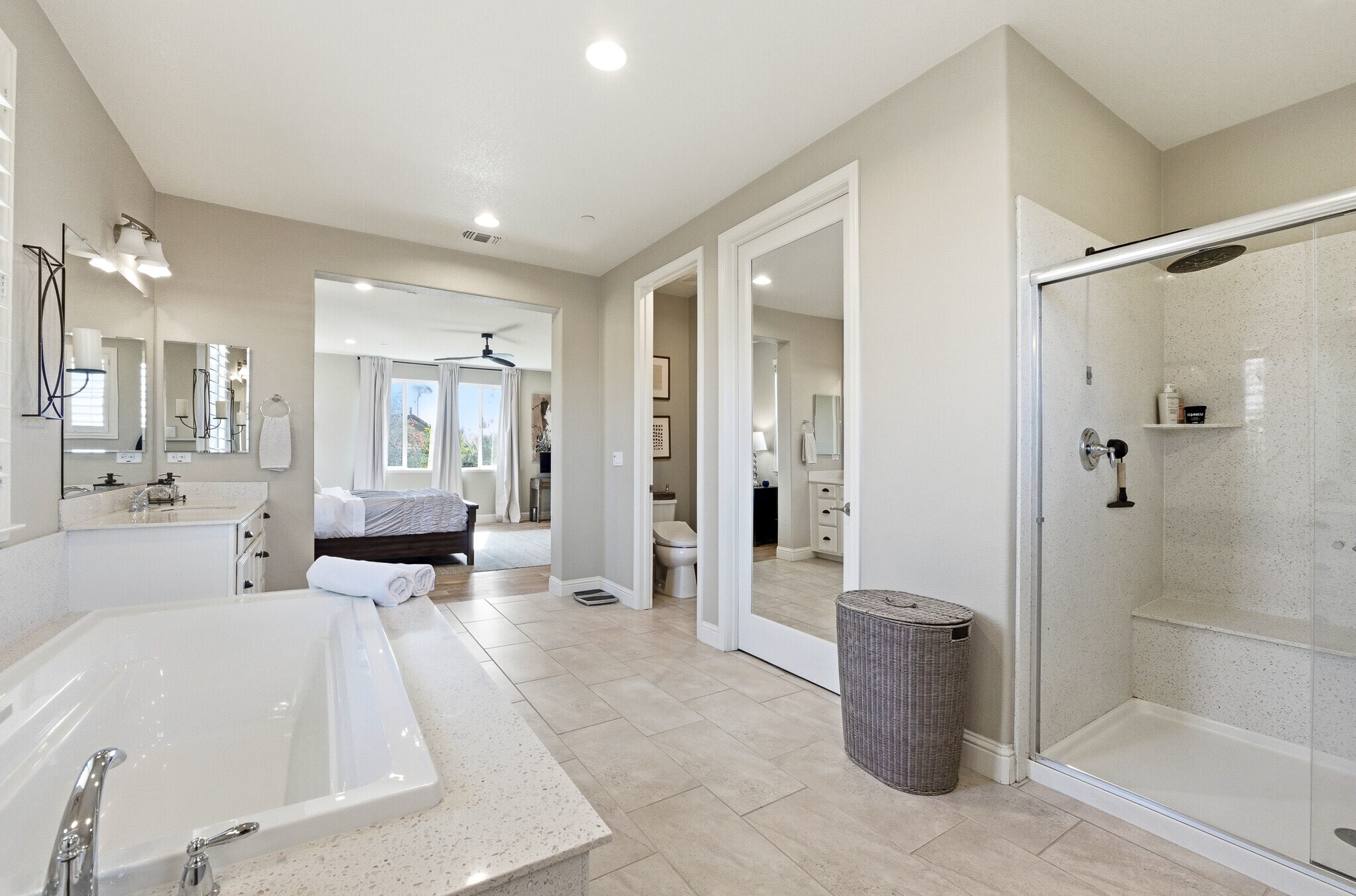 Building Photo - 3528 Ruby Pl