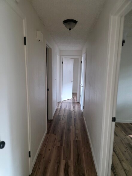 Building Photo - 536 Hamilton St