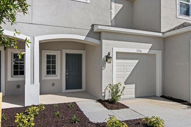 Building Photo - 5756 Haven Ter