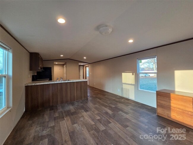 Building Photo - 2329 Rufus Ratchford Rd