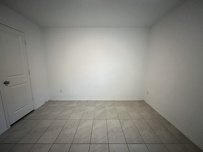 Building Photo - 3408 Harper St