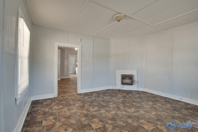 Building Photo - 3701 Fairview St SW