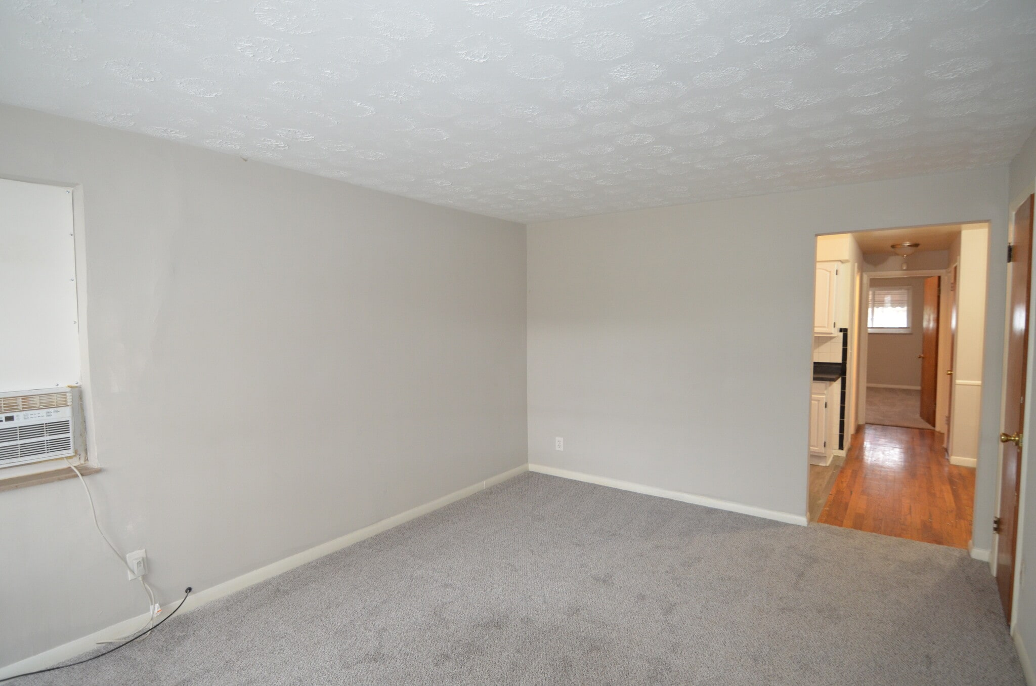 Building Photo - 6420 Fairhurst Ave