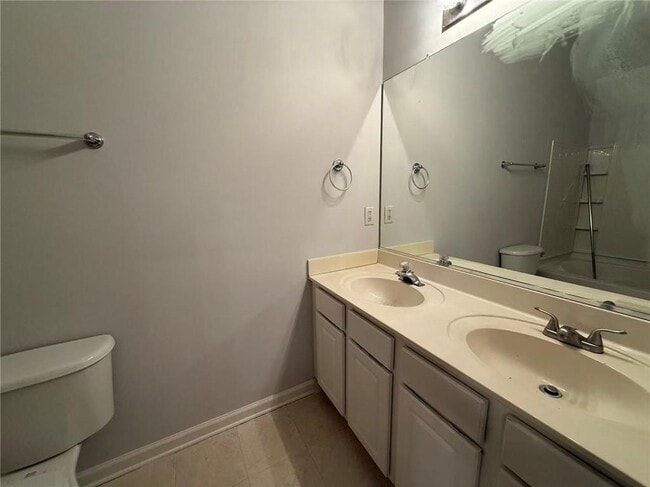 Building Photo - 1499 Cove Creek Cir