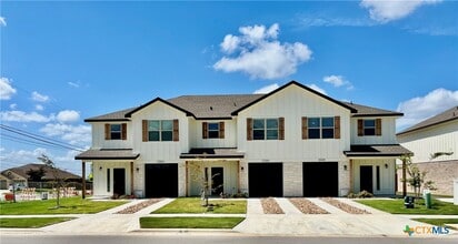 Building Photo - 3404 Abraham Dr