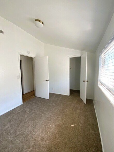 Building Photo - 3538 Parkway Blvd
