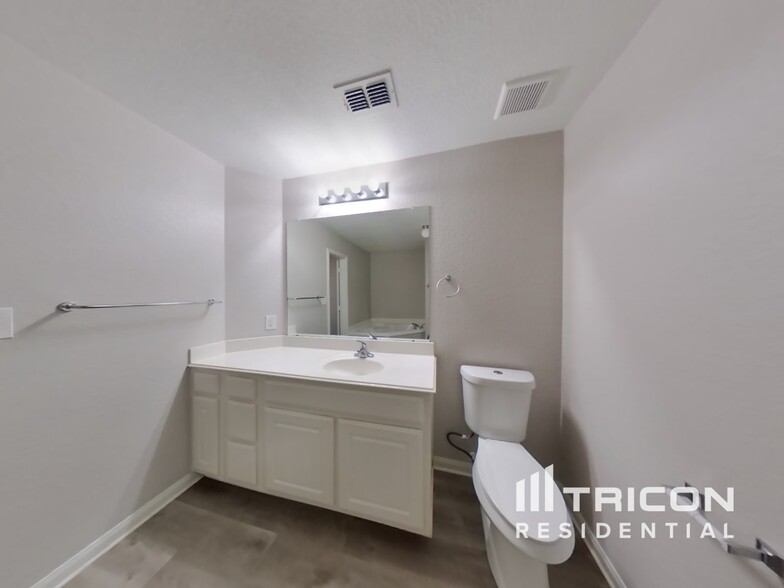 Building Photo - 11443 Coral Canyon