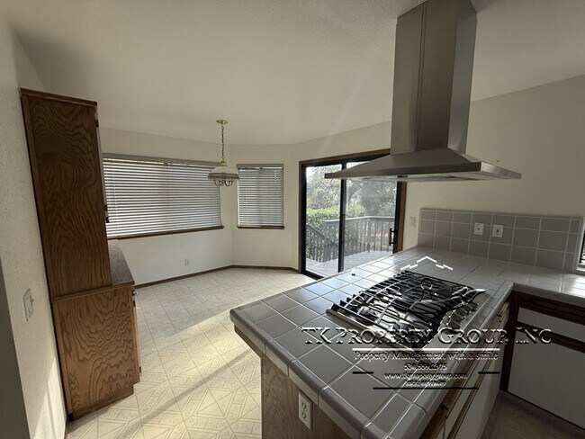 Building Photo - 17574 Patricia Way
