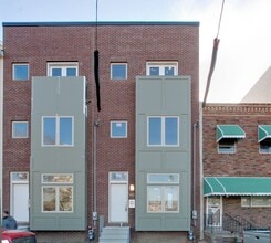 Building Photo - Queen Village Townhome