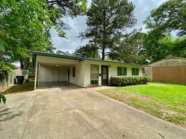 Building Photo - 2838 Smithfield Rd