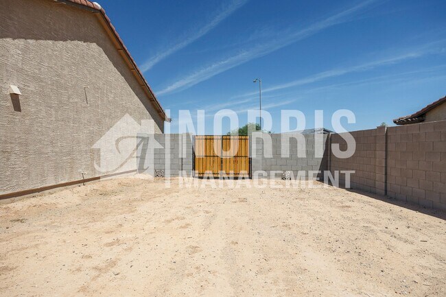 Building Photo - Beautiful New Home in a Great Location!