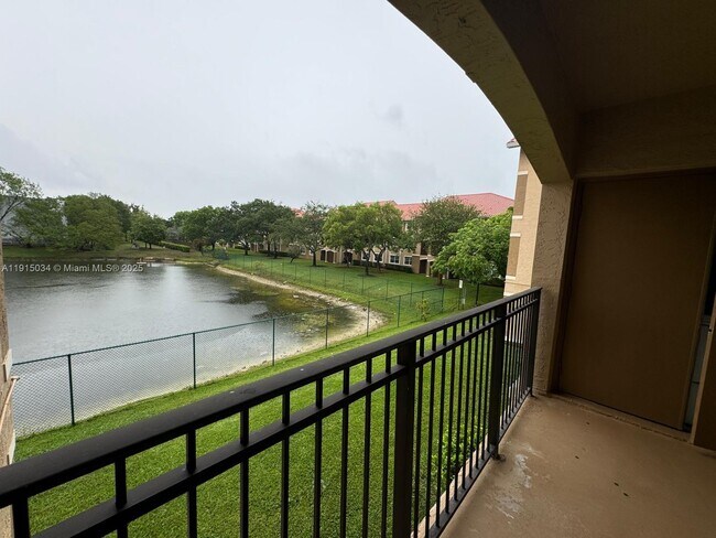 Building Photo - 151 SW 117th Ave