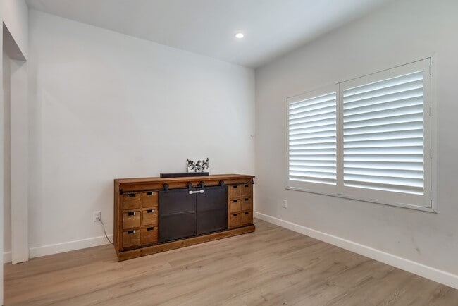 Building Photo - 4427 Topaz St