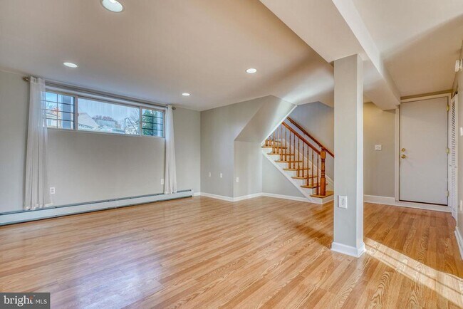 Building Photo - 1400 Mt Airy Rd