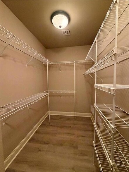 Building Photo - 1502 Orpheum Ave