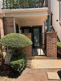 Building Photo - 2305 Basil Dr